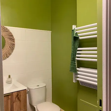 Apartamento Flat In Les Arceaux With Separate Kitchen, Bright, Quiet, Trendy, Montpellier